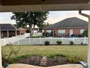 5002 Blakemore Dr SE in Owens Cross Roads, AL - Building Photo - Building Photo
