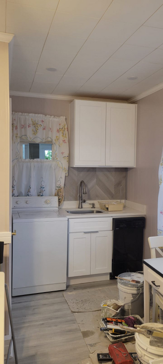 19 Rugby St in Stamford, CT - Building Photo