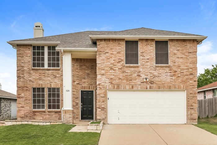 520 Magdalen Ave in Crowley, TX - Foto de edificio