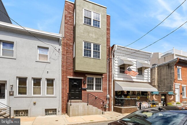 property at 2139 Latona St