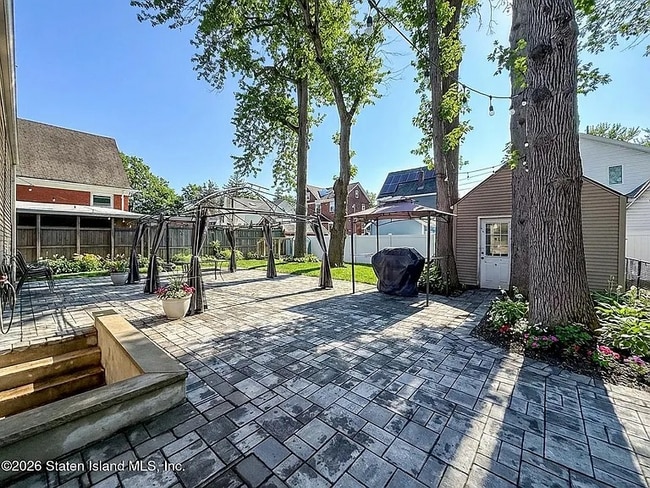 property at 100 Acacia Ave