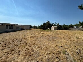 572 U.S. Hwy 395 N in Reno, NV - Building Photo - Building Photo
