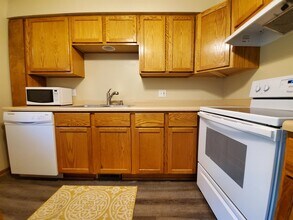 4023 5th Pl NW in Rochester, MN - Building Photo - Building Photo