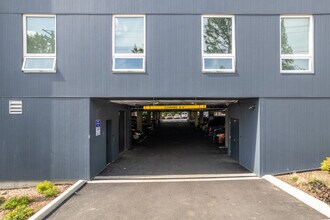 ViewFinder Apartments in Tigard, OR - Foto de edificio - Building Photo