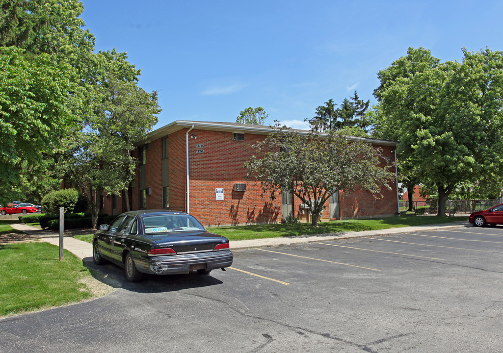 310-320 S Brown School Rd in Vandalia, OH - Building Photo