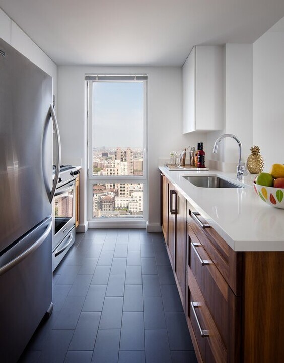 1214 5th Ave in New York, NY - Building Photo