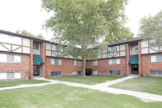 Park Hill Apartments in Wayne, MI - Building Photo - Building Photo