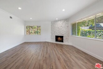 11555 Duque Dr in Los Angeles, CA - Building Photo - Building Photo