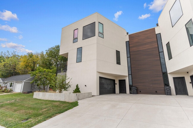 property at 7 Fyfer Pl