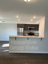 201 S Roaming Ln in Kuna, ID - Building Photo - Building Photo