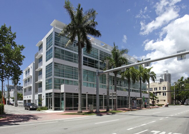 Meridian 5 Lofts in Miami Beach, FL - Building Photo - Building Photo