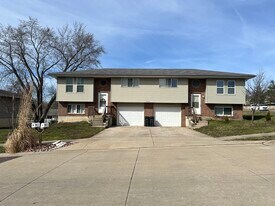 4301 Mesa Dr in Columbia, MO - Building Photo