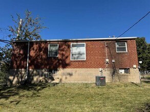 7738 Canton Ave in University City, MO - Building Photo - Building Photo