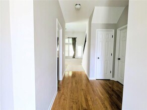 515 Morning Dove Ln in Suwanee, GA - Building Photo - Building Photo