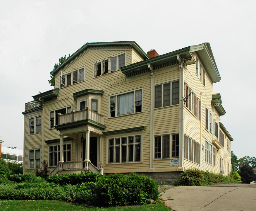 Hollister Baker Mansion in Grand Rapids, MI - Building Photo