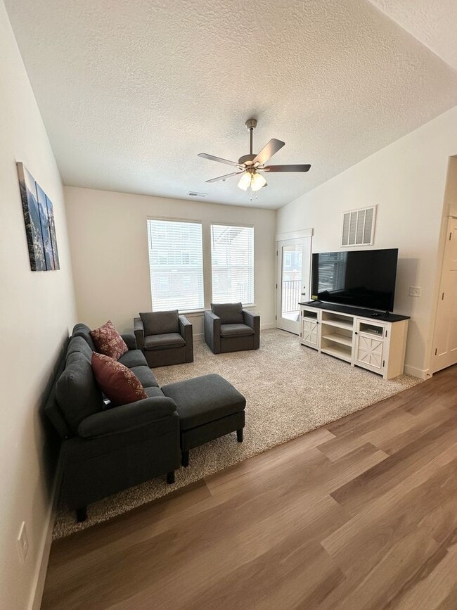 property at 841 Coulsen Dr