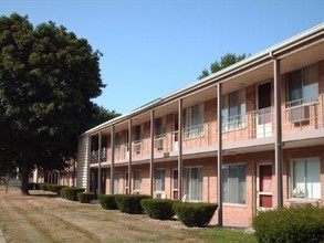 Greenfield Apartments in Royal Oak, MI - Foto de edificio - Building Photo