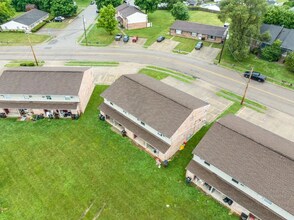 304 Sal Blvd in Trenton, OH - Foto de edificio - Building Photo