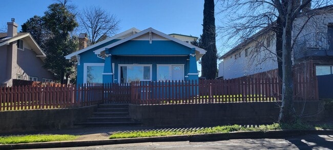 property at 1539 Riverside Dr