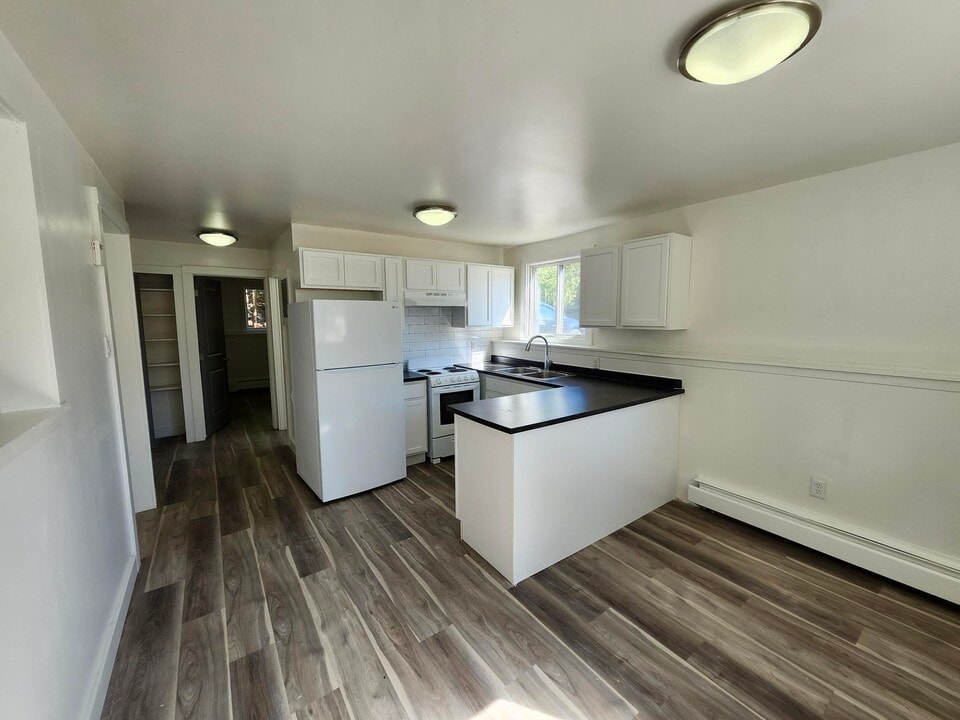 1020 Somerset St in Saint John, NB - Building Photo