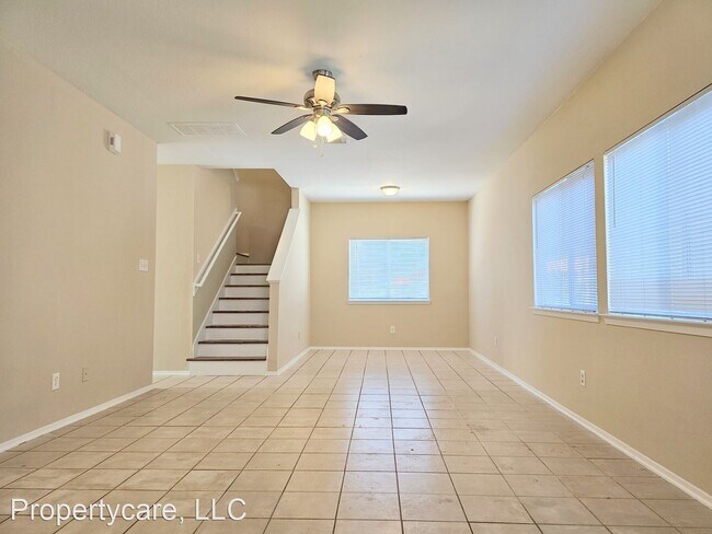 6158 Settlers Lake Cir E photo'