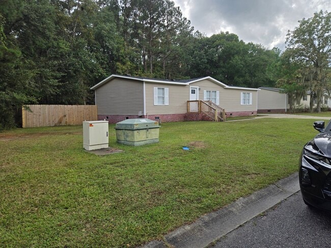 property at 1827 Athens Dr
