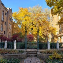 1601 W Thome Ave in Chicago, IL - Building Photo