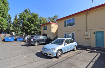 540 Almaden St in Eugene, OR - Building Photo - Building Photo