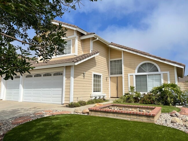 1951 Devonshire Dr in Oxnard, CA - Building Photo - Building Photo