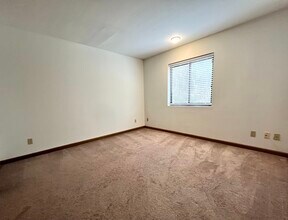 30 Nathan Drive in Huntington, WV - Building Photo - Building Photo