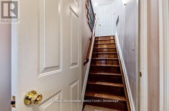 214 Reynolds St in Oakville, ON - Building Photo - Building Photo