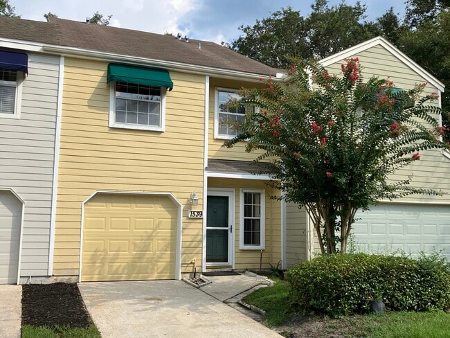 property at 1539 Summer Sands Dr