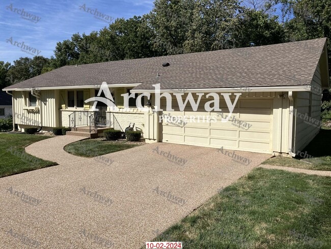 property at 6022 W 85th Terrace