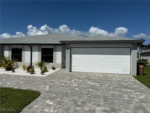 313 SW 47th Terrace in Cape Coral, FL - Building Photo - Building Photo