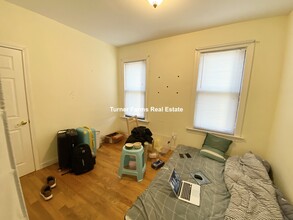 1568 Tremont St, Unit 1 in Boston, MA - Building Photo - Building Photo