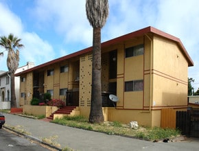 710-724 Louisiana St in Vallejo, CA - Foto de edificio - Building Photo