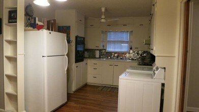 1109 E 14th St in Sweetwater, TX - Building Photo - Building Photo