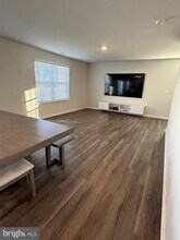 367 Centergate Dr in Charles Town, WV - Building Photo - Building Photo