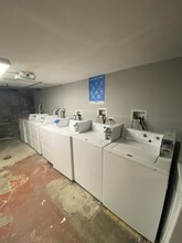 1044 W 18th St, Unit 3 in Chicago, IL - Building Photo - Building Photo