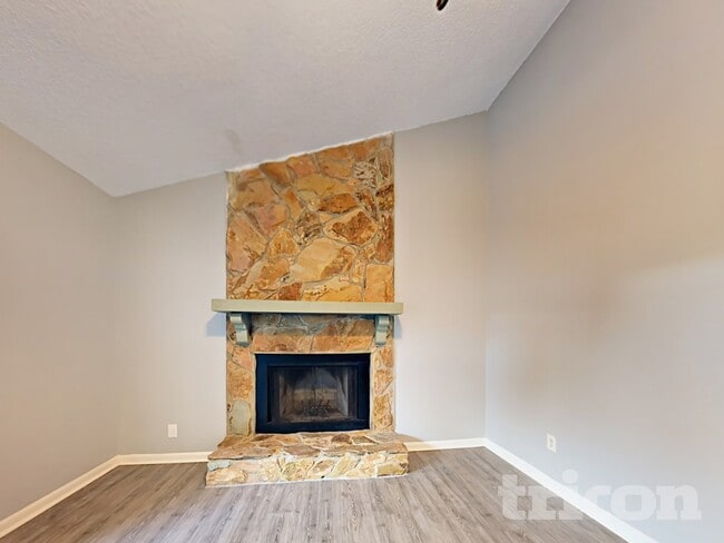 603 Ephrata Dr in Brandon, FL - Building Photo - Building Photo