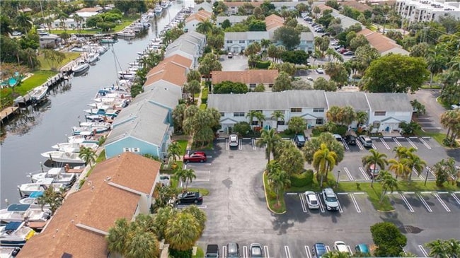 2683 NE 15th St in Pompano Beach, FL - Building Photo - Building Photo