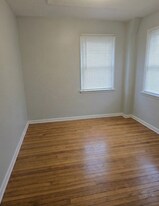 565 Keller Ave, Unit 2nd Floor in Elmont, NY - Building Photo