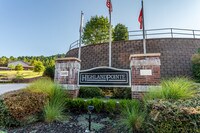 Building Photo - Highland Pointe West Little Rock Apartments in Little Rock, Arkansas