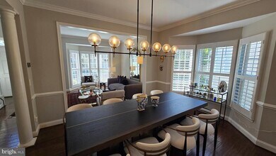 47400 River Crest St in Sterling, VA - Building Photo - Building Photo