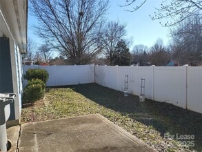 5720 Ebley Ln in Charlotte, NC - Building Photo - Building Photo