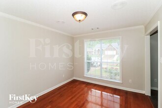 4015 Fairway View Cir E in Memphis, TN - Building Photo - Building Photo
