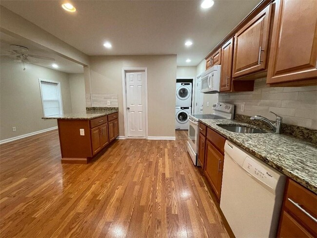 property at 29 Fort Putnam St