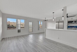 2053 Wolverton C in Boca Raton, FL - Building Photo - Building Photo