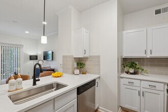 Stonewood in Houston, TX - Foto de edificio - Building Photo