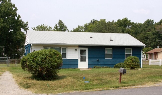 property at 3712 Ammons Ave